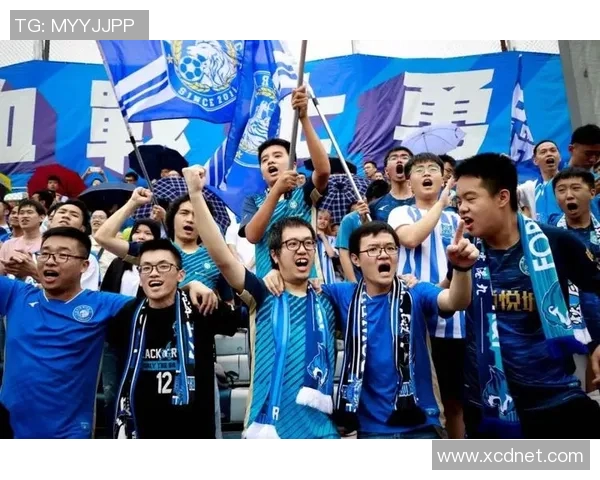 球迷集资赠送教练战术平板传递支持与信任的温暖心意 球迷集资赠送教练战术平板传递支持与信任的温暖心意